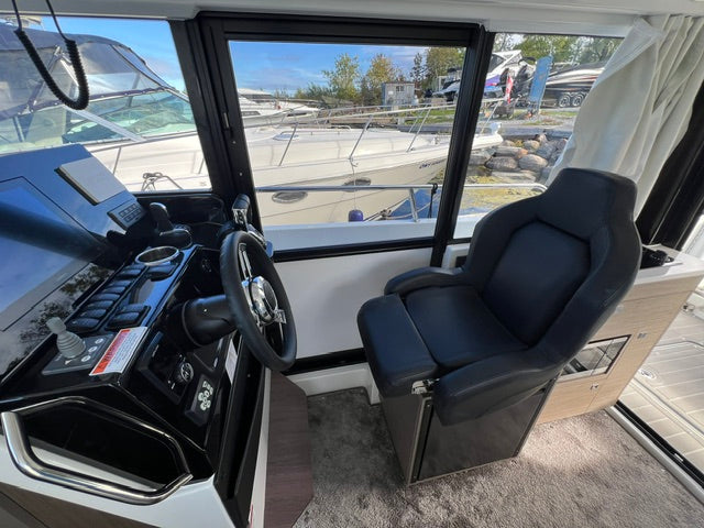 2025 Jeanneau NC 895 Sport