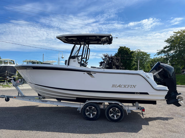 2020 Blackfin 212 CC