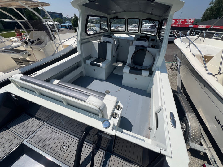 2025 Lighthouse 23 Sportfish