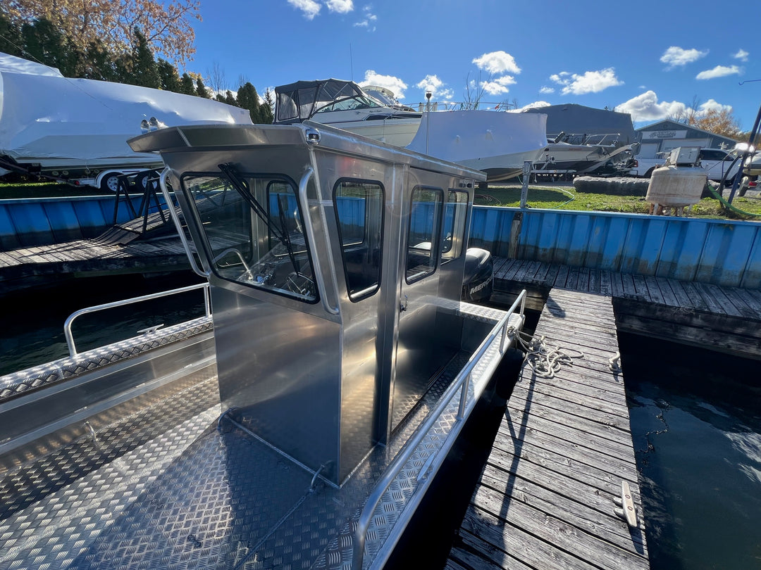 2025 Stanley 26 Pulsecraft Closed Cabin