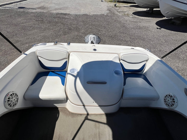 2004 Bayliner 175