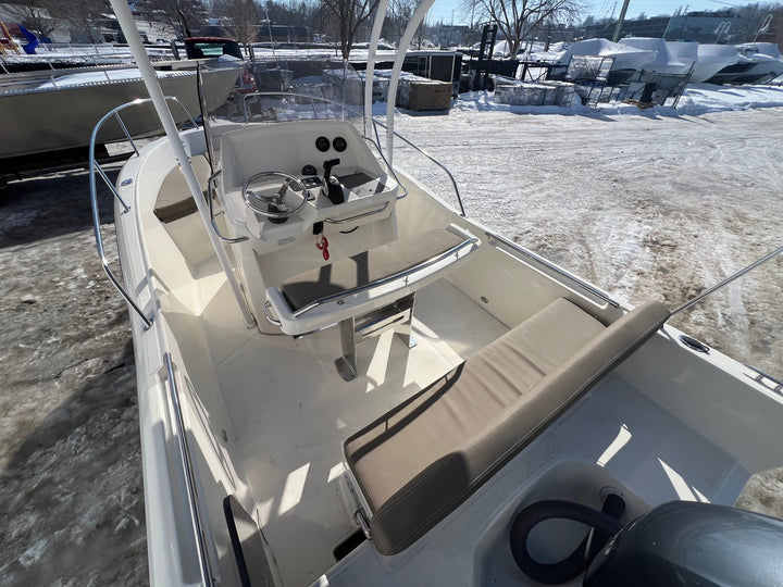 2022 White Shark 210 CC