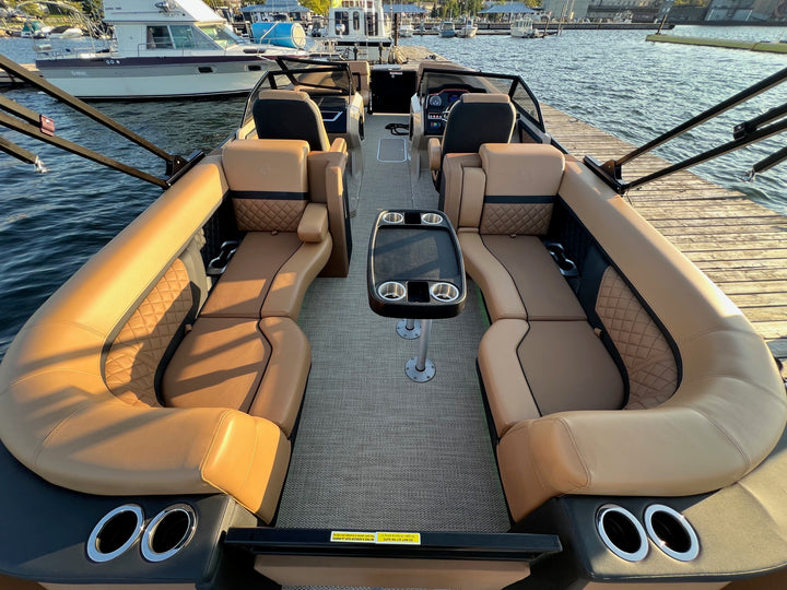 2021 Godfrey AquaPatio 255