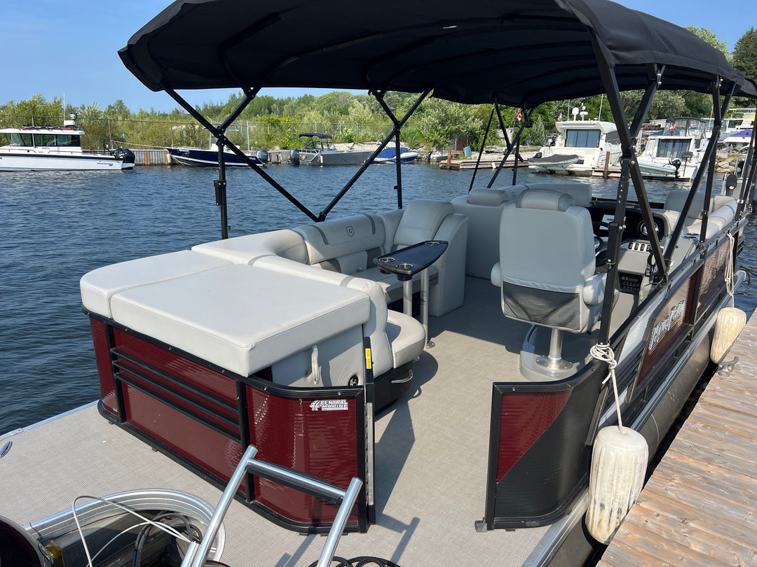 2019 Godfrey Aqaupatio 235 Tri-Toon