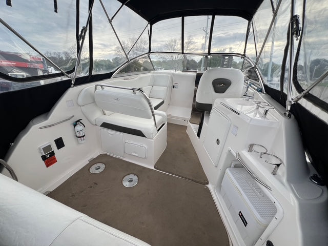 2006 Regal 2565 Window Express