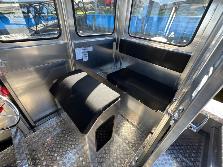 2025 Stanley 26 Pulsecraft Closed Cabin