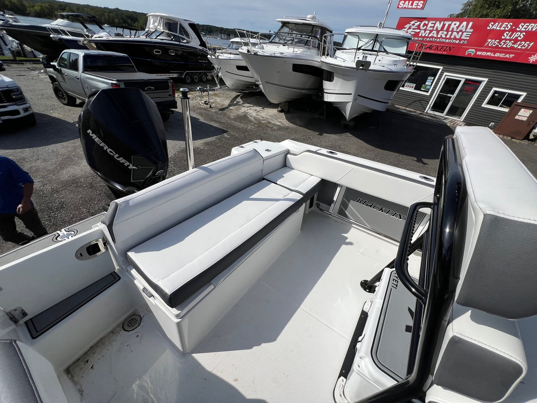 2020 Blackfin 212 CC