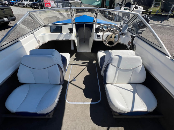 2004 Bayliner 175