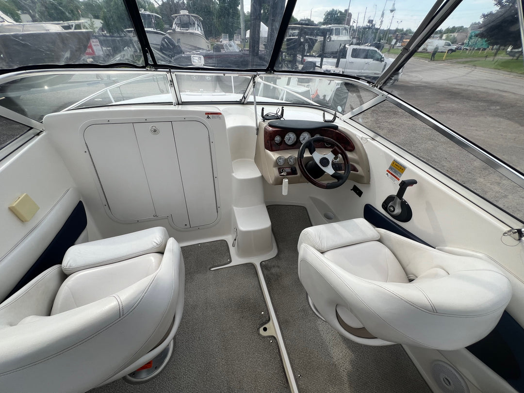 2006 Glastron GS219