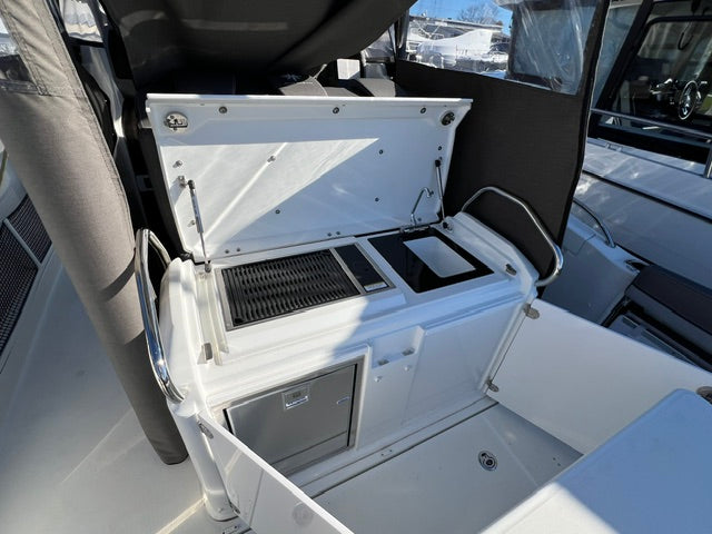 2023 Jeanneau Leader 9.0 CC