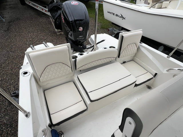 2021 Stingray 186 CC