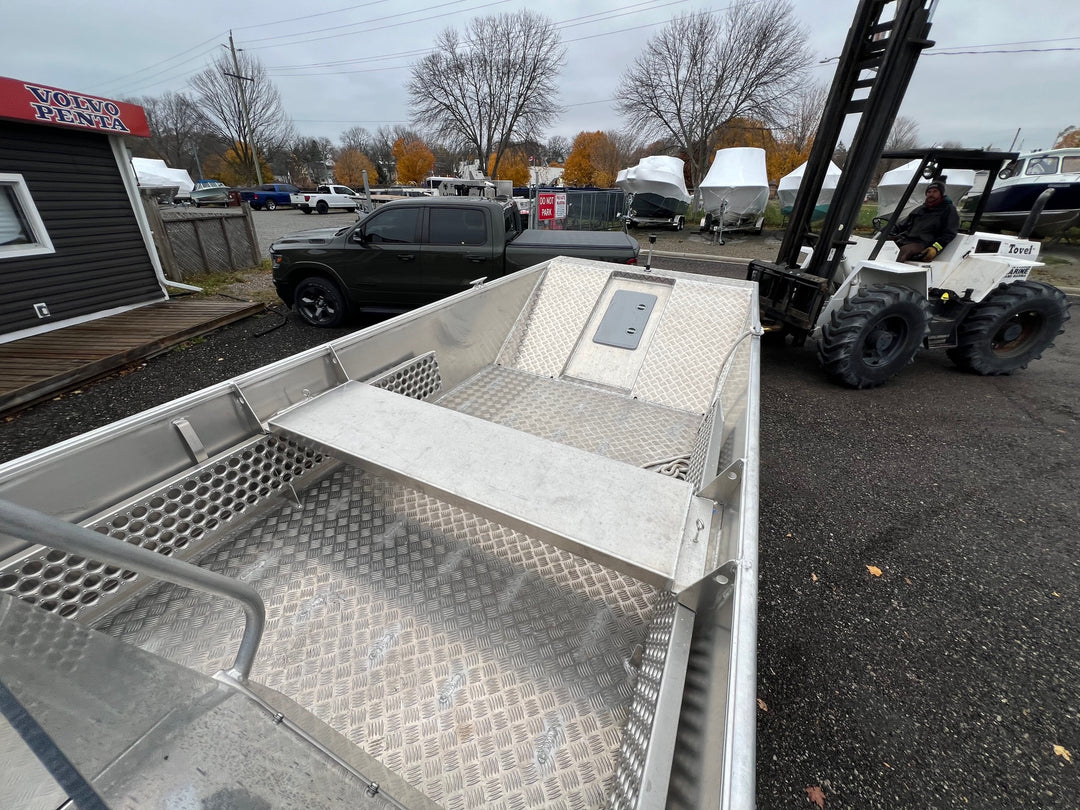 2024 Stanley Predator 18