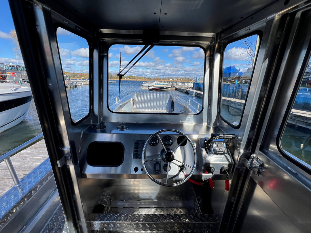 2025 Stanley 26 Pulsecraft Closed Cabin