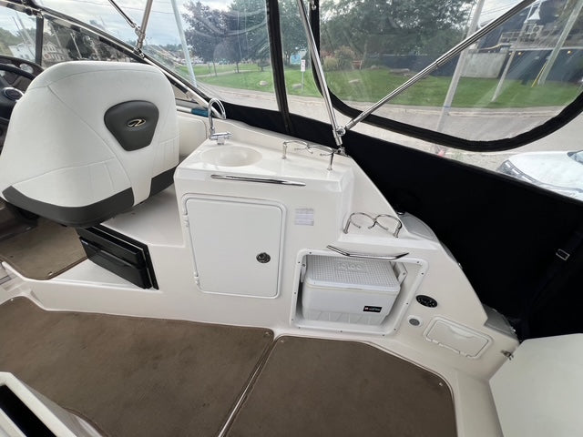 2006 Regal 2565 Window Express