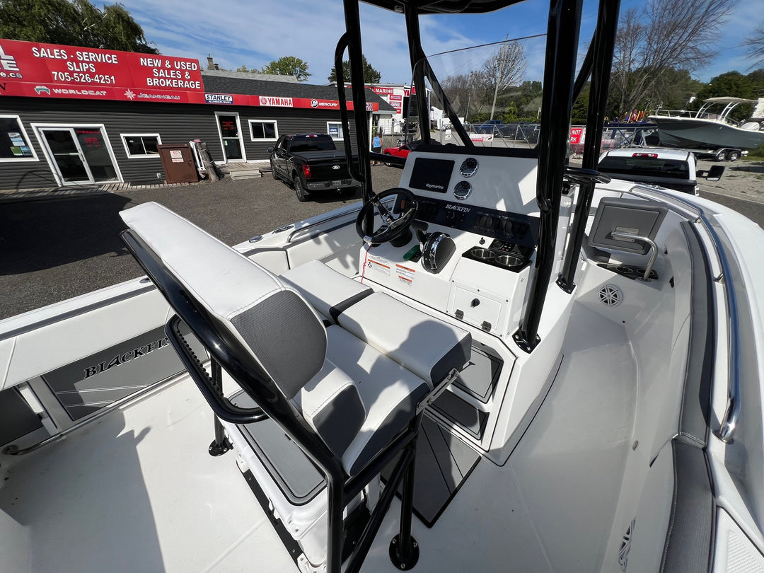 2020 Blackfin 212 CC