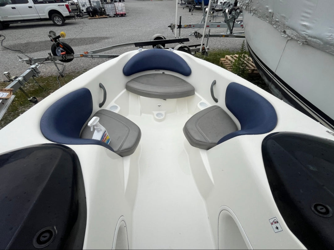 2000 Sea-Doo Challenger 200 Jet Boat