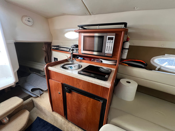 2007 Rinker 250 Fiesta Vee