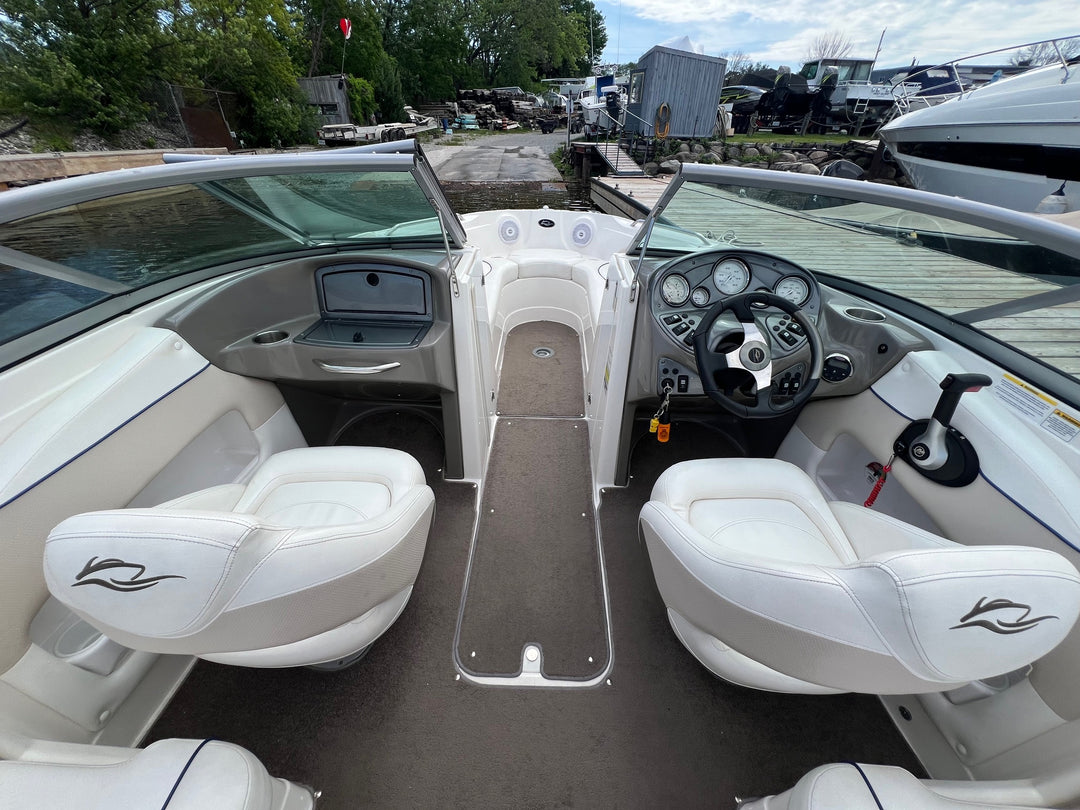 2008 Rinker Captiva 226 Bowrider