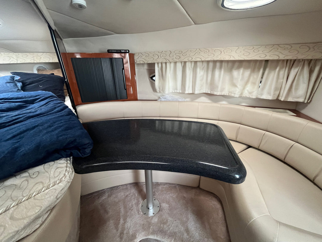 2003 Monterey 322 Express Cruiser